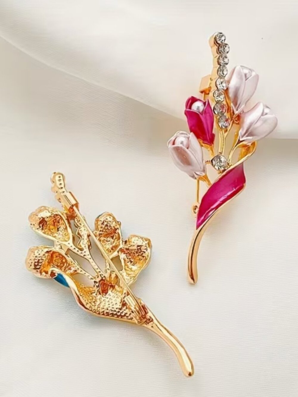 Pink Enamel Tulip Brooch - Picture 2 of 4
